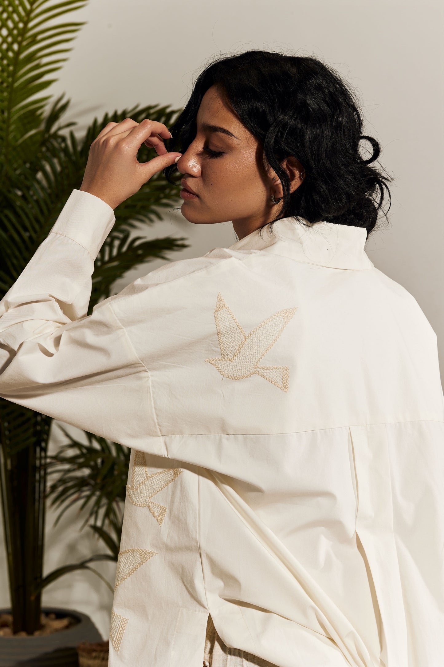 WHITE SHIRT - BIRD PATTERN