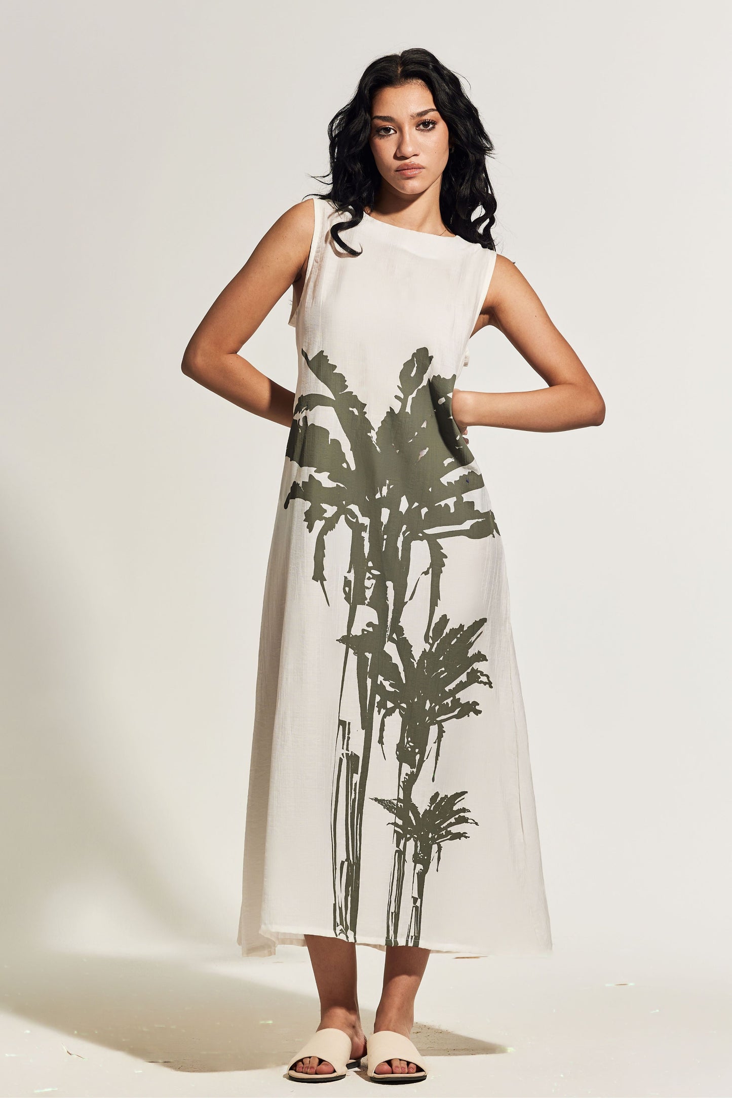 SLEEVELESS WHITE VOILE DRESS - GREY PALM TREE PRINT