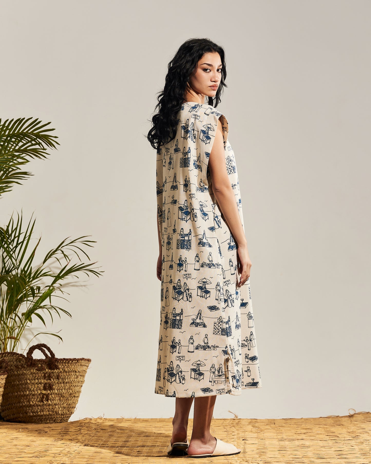 HORSESHOE BEIGE SLEEVELESS JALABIYA - BLUE PRINT