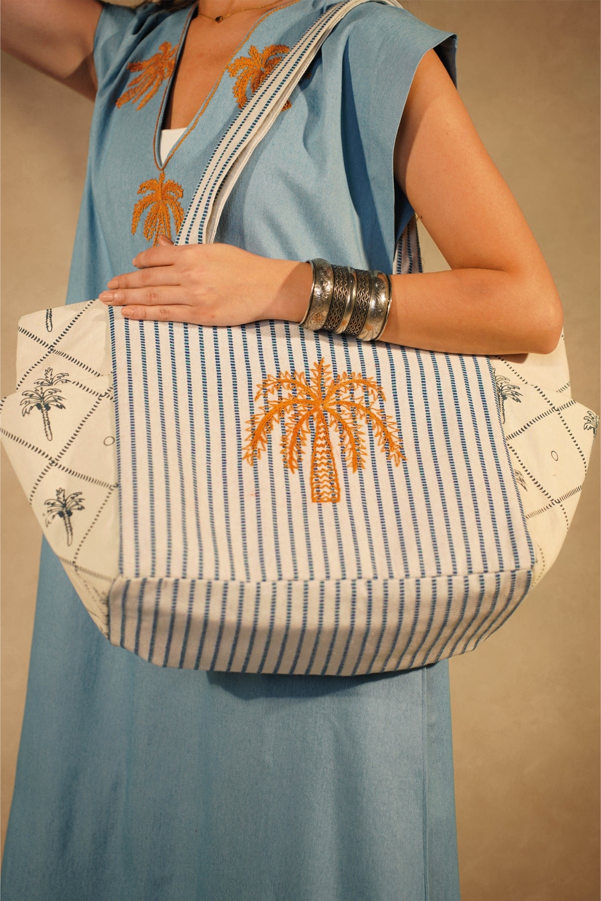 Tote Bag Palm Embroidery